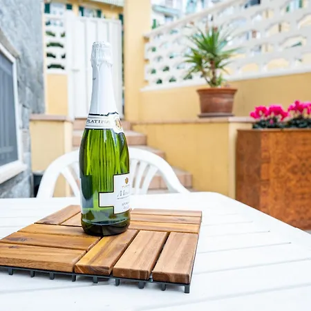 Casa Stefi Sunremo - Private Parking - 5 Min To The Apartamento