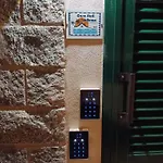 Casa Stefi Sunremo - Private Parking - 5 Min To The 公寓 *