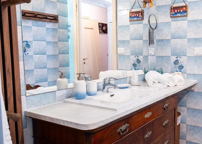 Casa Stefi Sunremo - Private Parking - 5 Min To The * San Remo